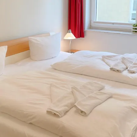 Zum Sonnenstrand Jaegerstrasse 10a 2 *